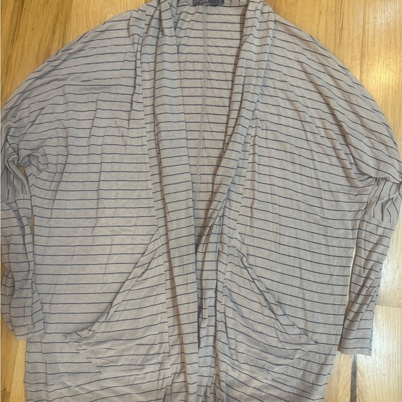 Prana
Large
GUC
SF/PF - Picture 4 of 4